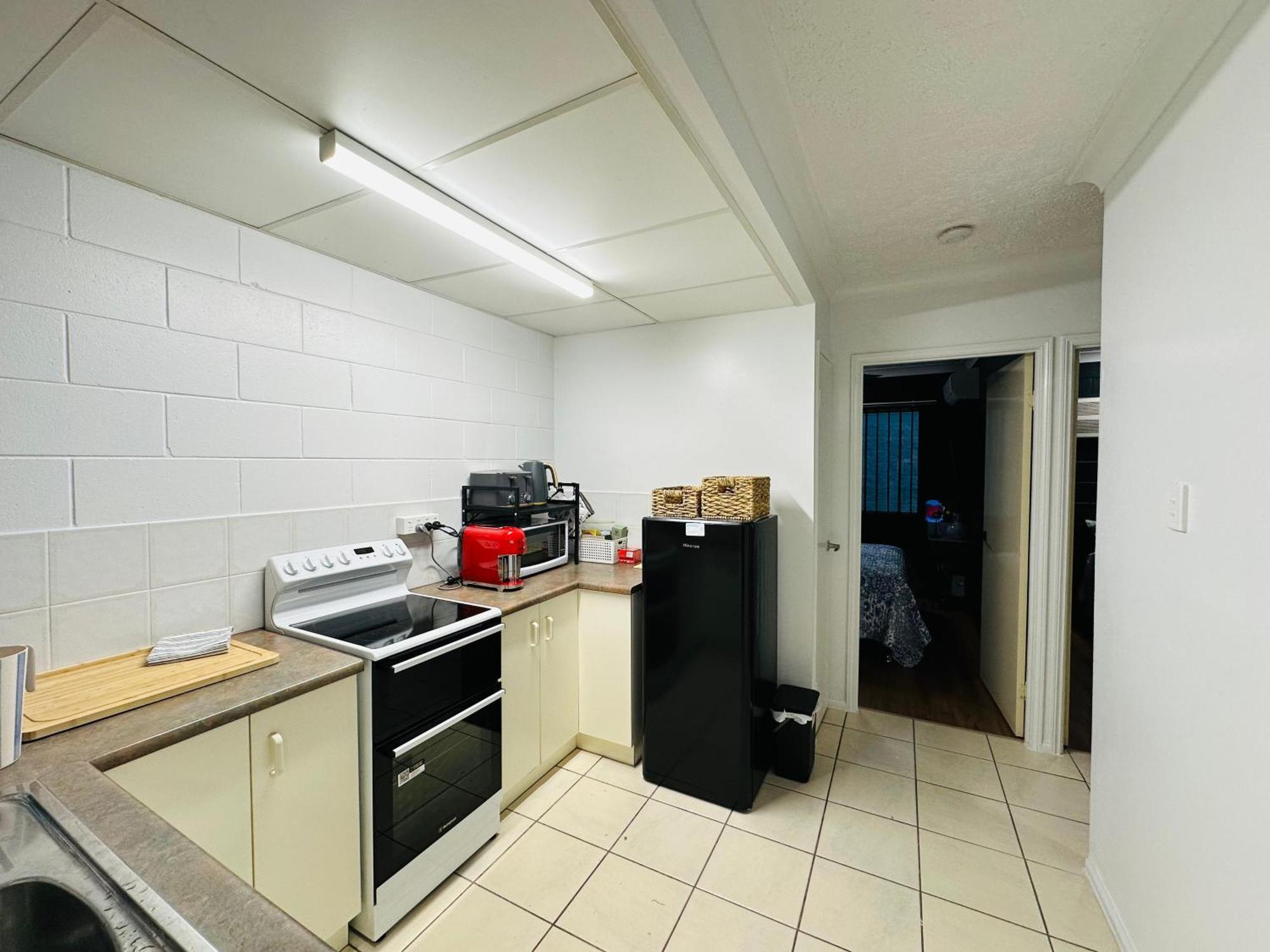 At Henry St West End, Qld 3 Night Min Apartment *